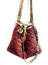 Afbeelding in Gallery-weergave laden, Paarse padded tote.bag
