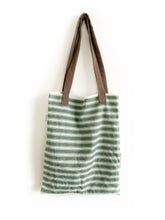 Afbeelding in Gallery-weergave laden, Wit-groen gestreepte tote.bag
