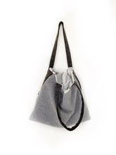 Afbeelding in Gallery-weergave laden, Grijze teddy tote.bag
